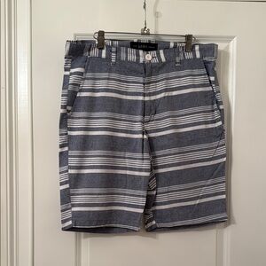 PD&C Men’s Striped Blue and White Shorts Sz 33